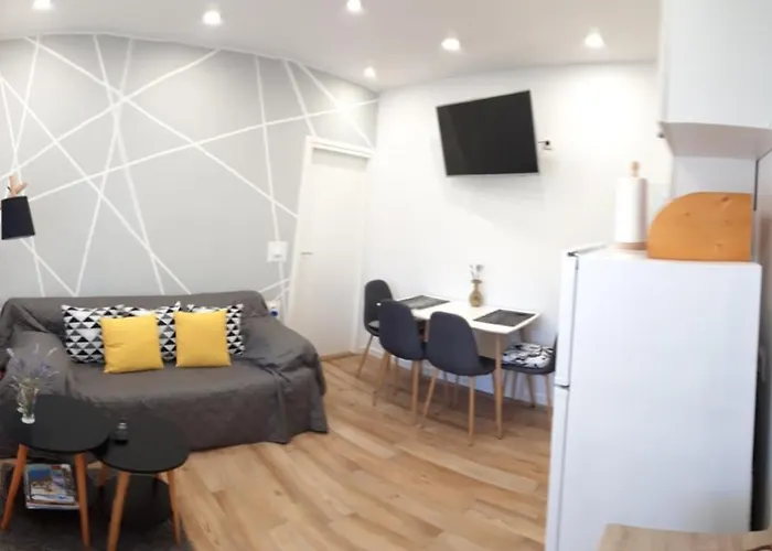 Lili Apartment In Zadar Pet Friendly, Free Parking